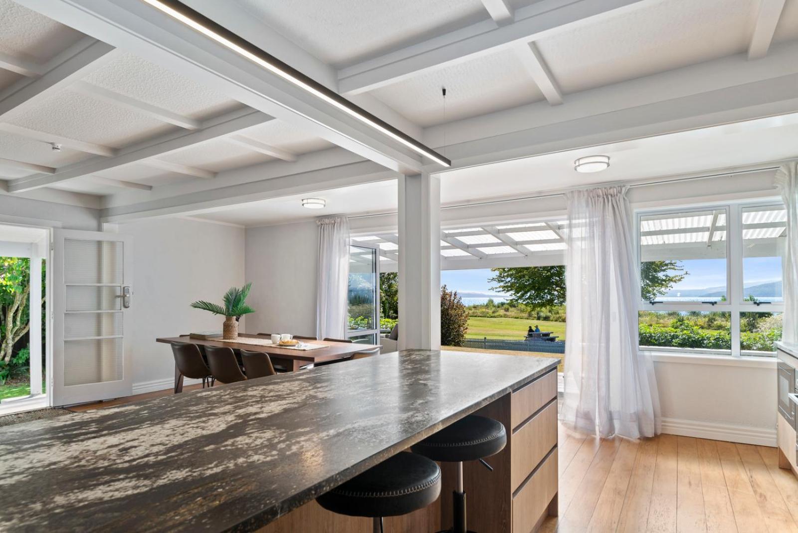 Ngongotaha Lakeside Home Rotorua Ngoại thất bức ảnh