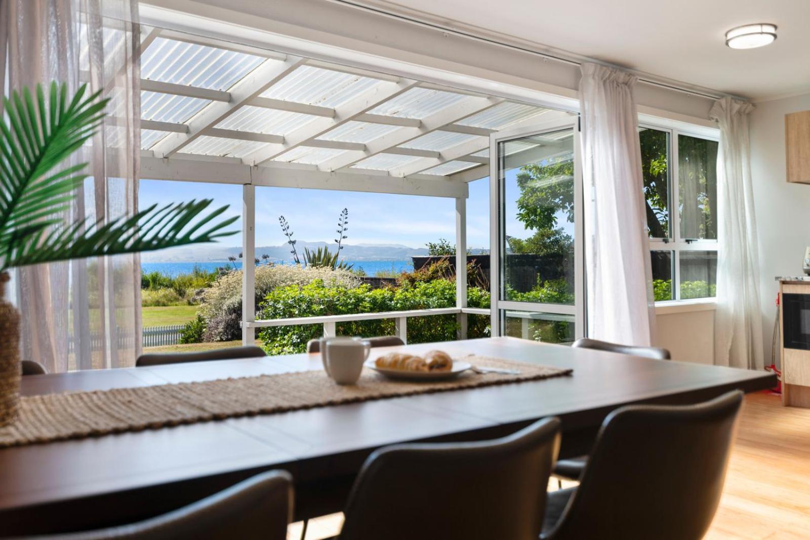 Ngongotaha Lakeside Home Rotorua Ngoại thất bức ảnh