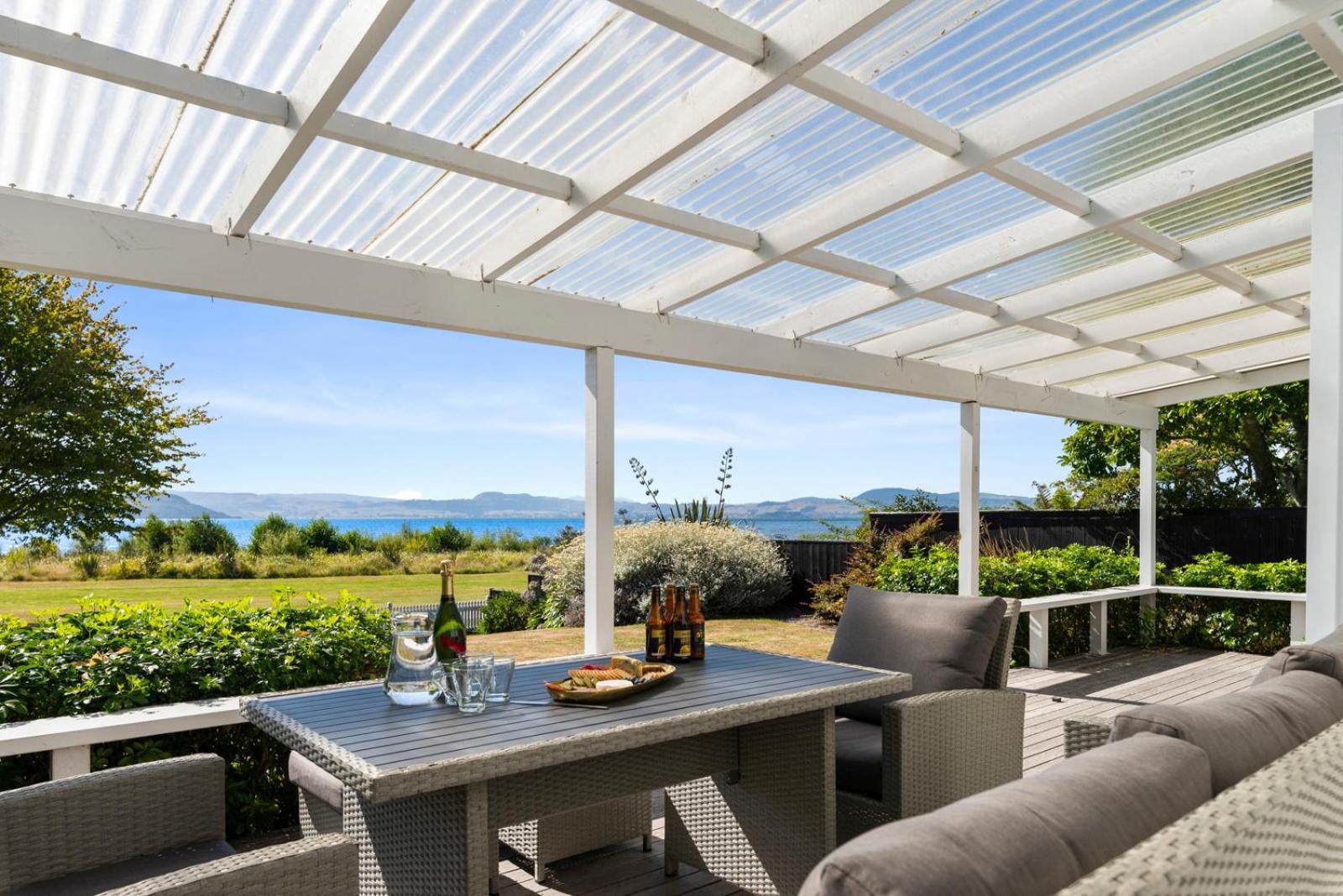 Ngongotaha Lakeside Home Rotorua Ngoại thất bức ảnh